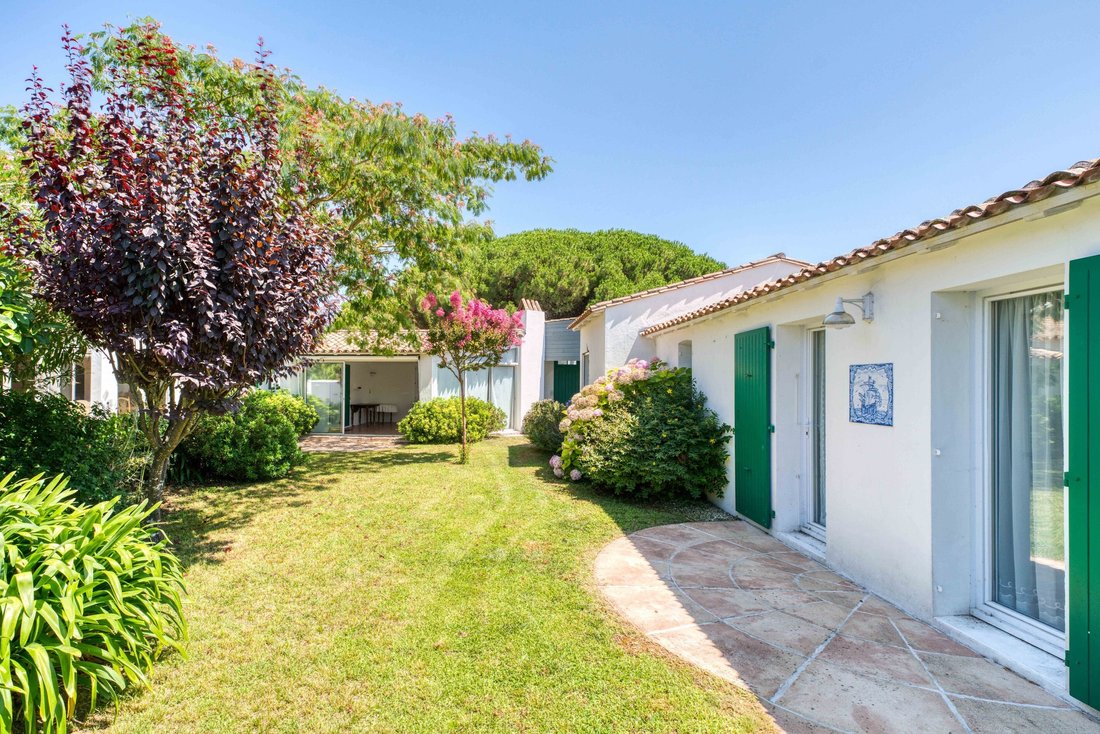 House in Le Bois-Plage-en-Ré, Nouvelle-Aquitaine, France 2 - 18498762