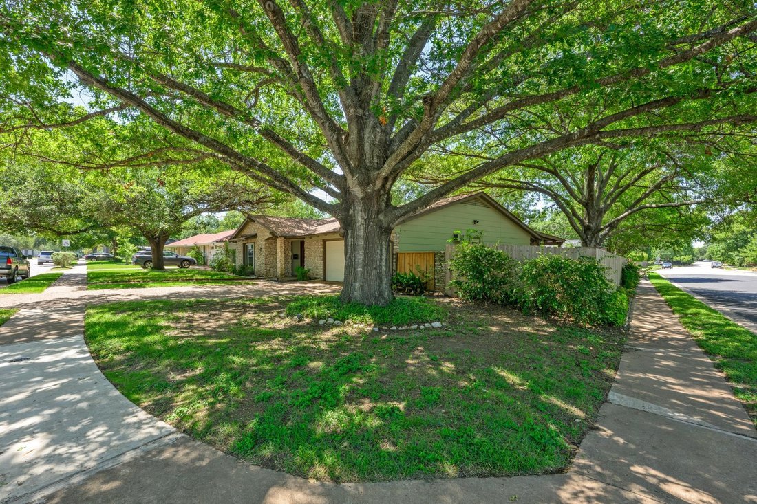House in Austin, Texas, United States 5 - 18502354