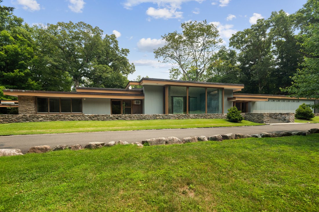 House in New Canaan, Connecticut, United States 2 - 18500449