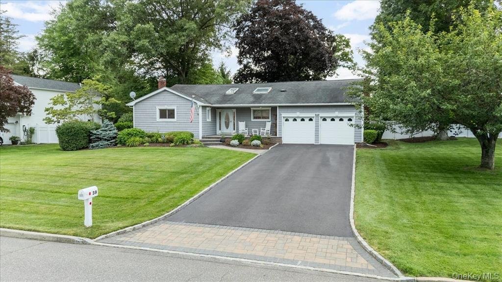 House in Smithtown, New York, United States 1 - 18500389