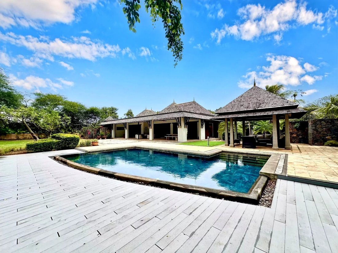 Villa in Tamarin, Rivière Noire District, Mauritius 1 - 18498998