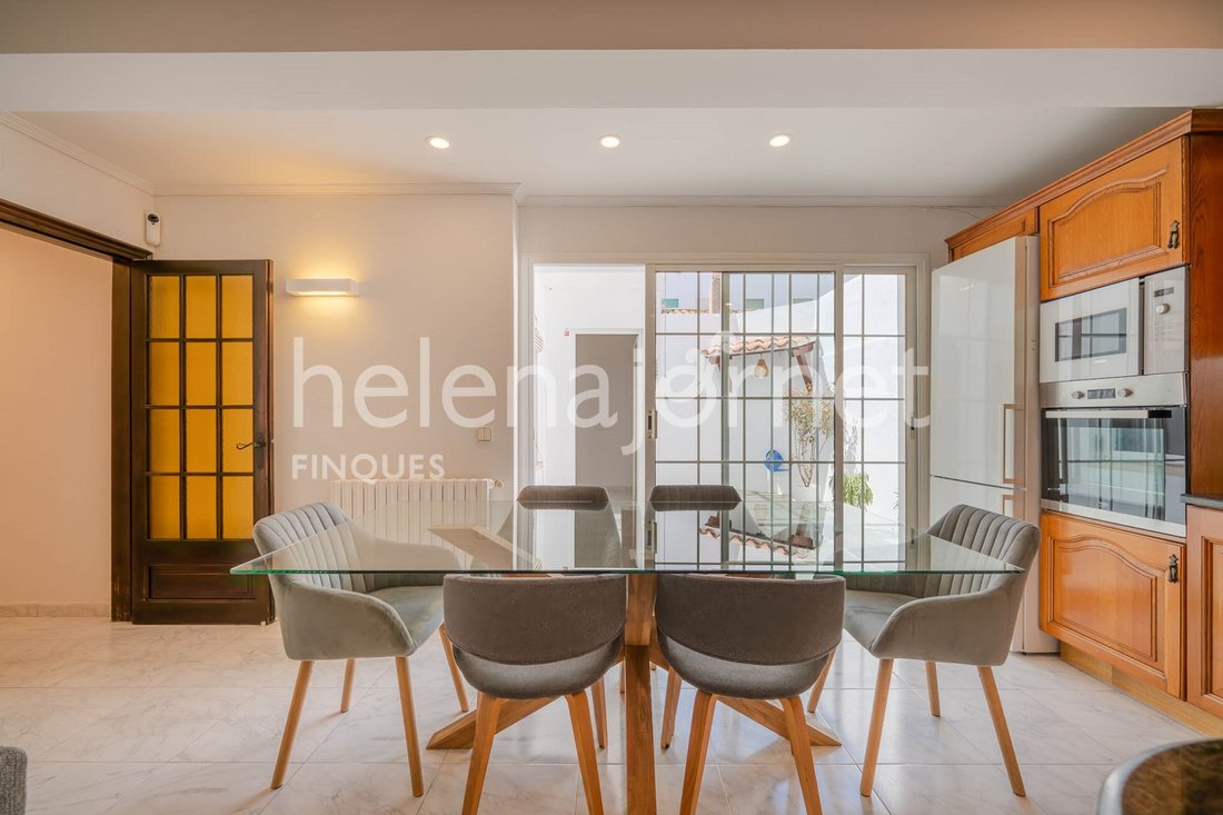 Townhouse in Palamos, Catalonia, Spain 5 - 18503973