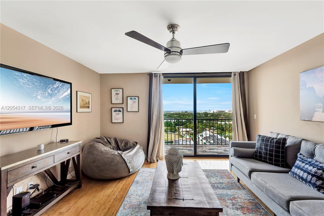 Condo in Miami Beach, Florida, United States 3 - 18503982