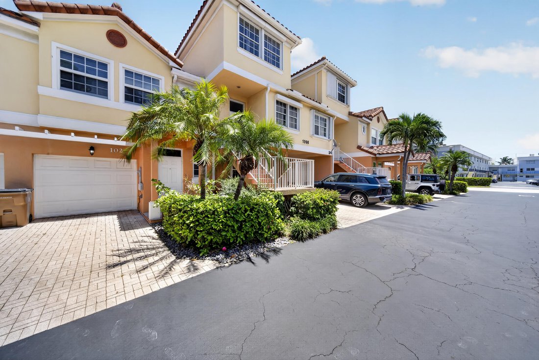 Townhouse in Deerfield Beach, Florida, United States 2 - 18503419