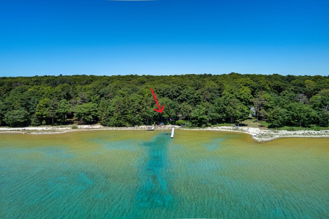 House in Suttons Bay, Michigan, United States 3 - 18307519
