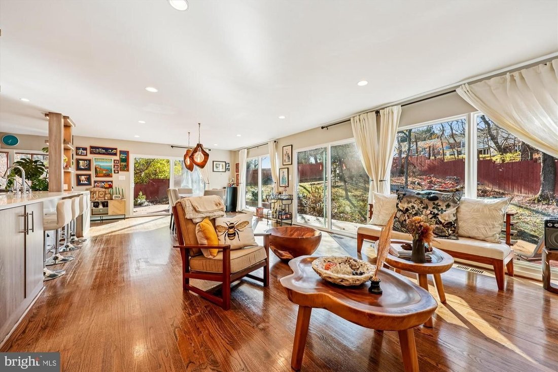 Casa a Bethesda, Maryland, Stati Uniti 2 - 18506702