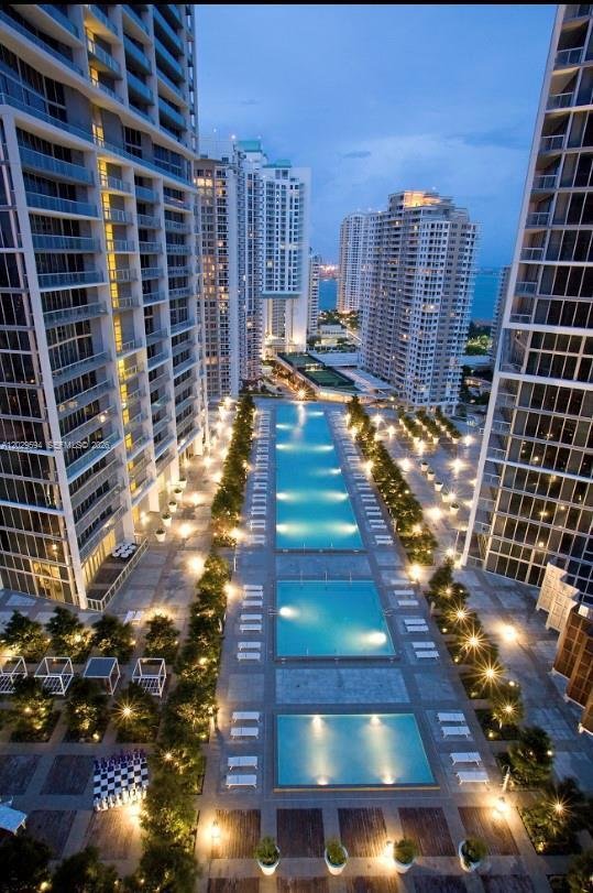 Condo in Miami, Florida, United States 1 - 18499907