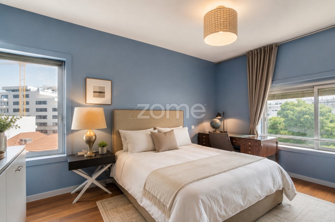 Apartment in Lordelo do Ouro e Massarelos, Porto District, Portugal 1 - 18504073