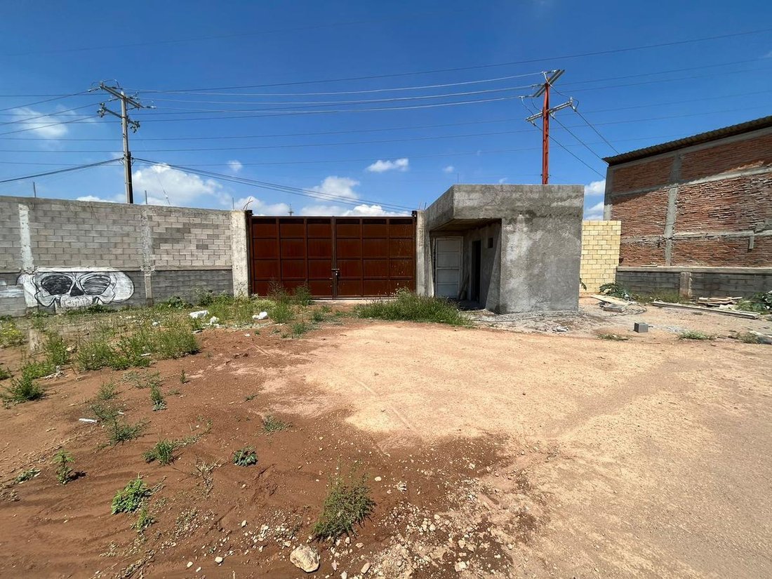 Land in Pozos, San Luis Potosi, Mexico 1 - 18500577