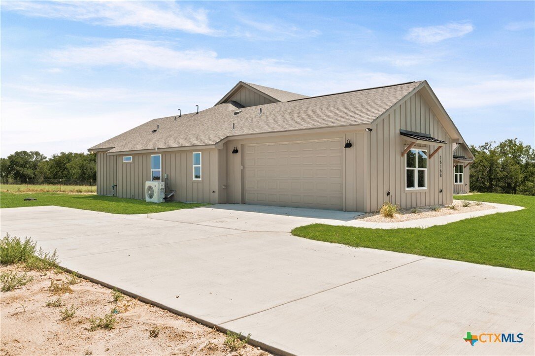 House in Salado, Texas, United States 3 - 18498952