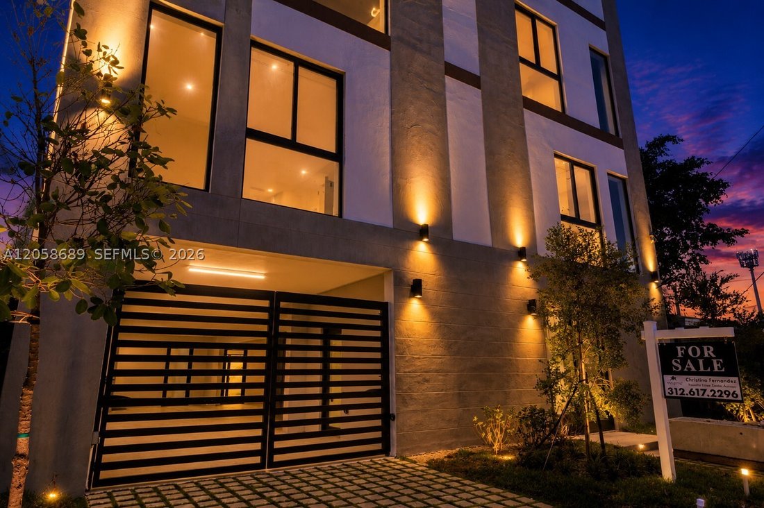 Condo in Miami, Florida, United States 5 - 18503136