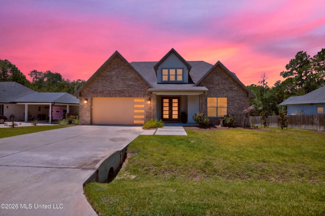 House in Diamondhead, Mississippi, United States 1 - 18499507