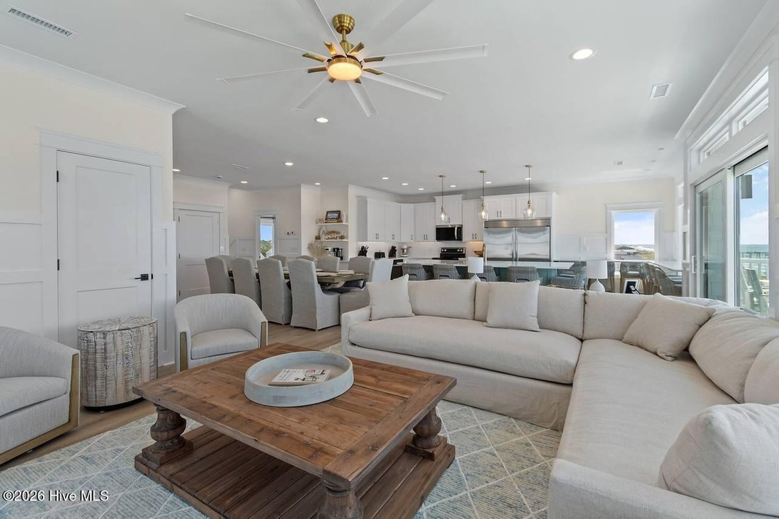 House in Oak Island, North Carolina, United States 5 - 18499650