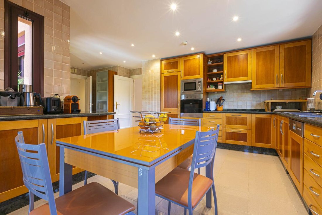 Apartment in Nueva Andalucia, Marbella, Spain 4 - 18499449