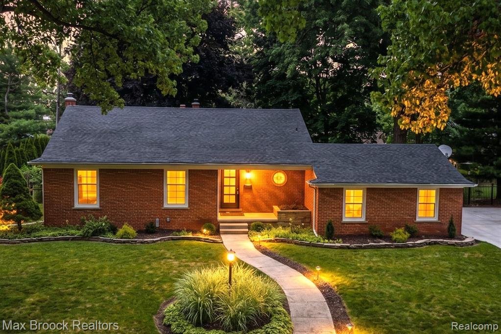 House in Bloomfield Hills, Michigan, United States 2 - 18499458