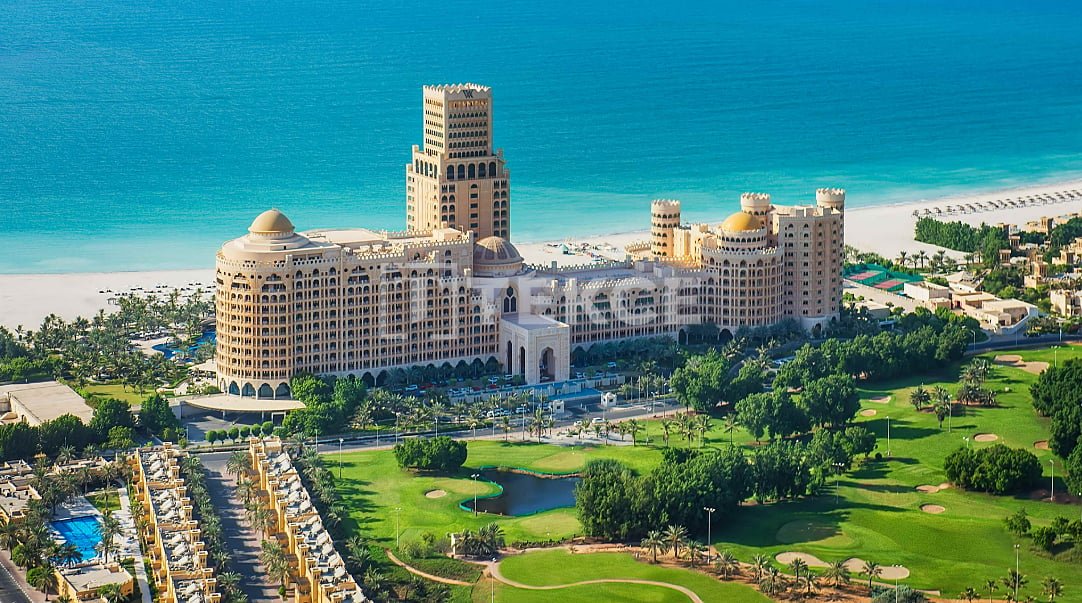 Apartment in Al Jazirah Al Hamra, Ras al-Khaimah Emirate, United Arab Emirates 1 - 18504034