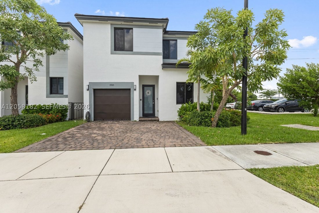 House in Miami, Florida, United States 1 - 18503082