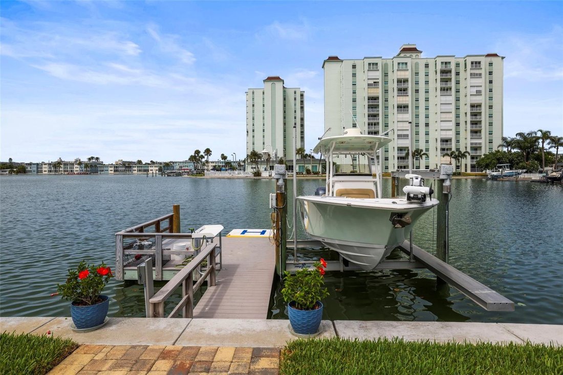 House in St. Pete Beach, Florida, United States 1 - 18502529