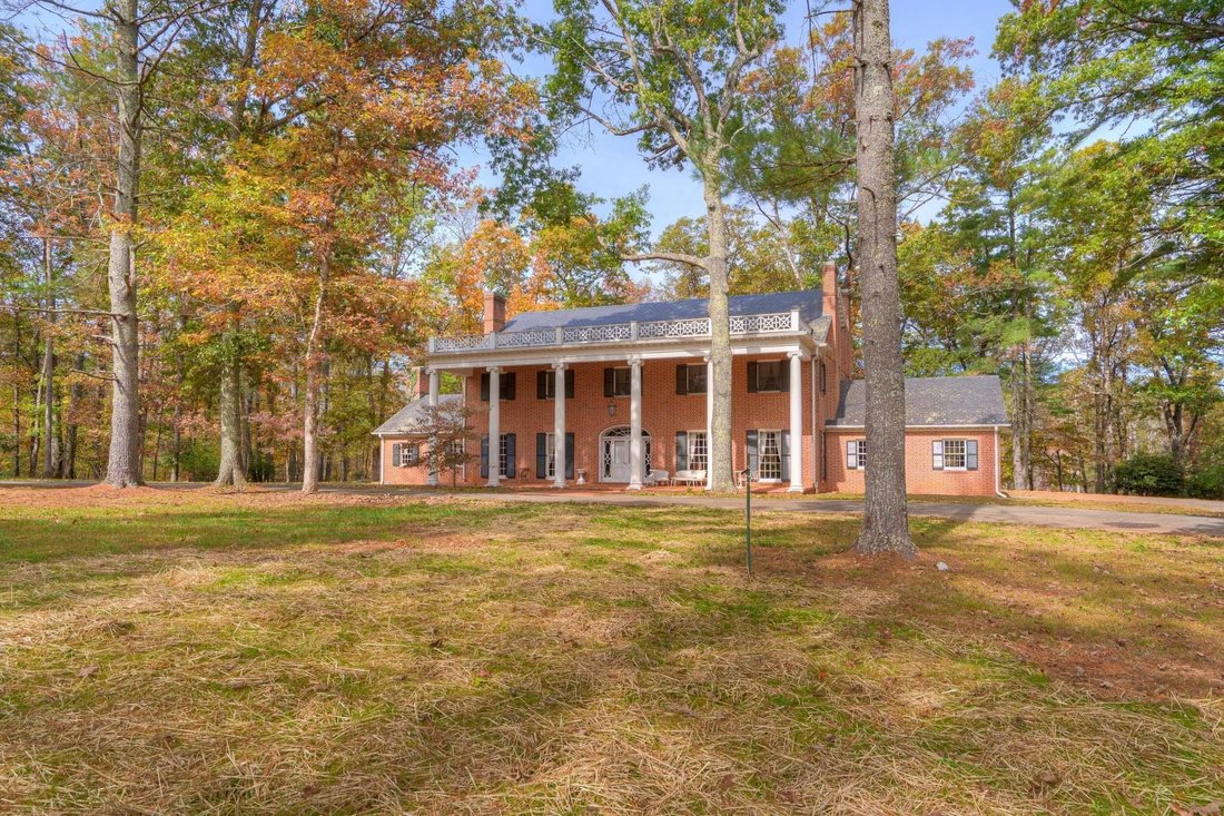 House in Floyd, Virginia, United States 2 - 18507035