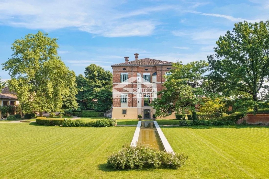 Villa in Lodi - Brenta, Milan, Italy 1 - 17339882