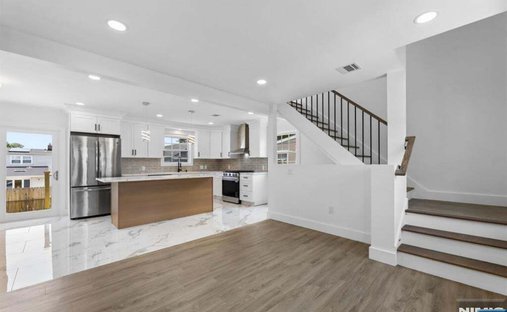 Lodi, New Jersey, United States 1