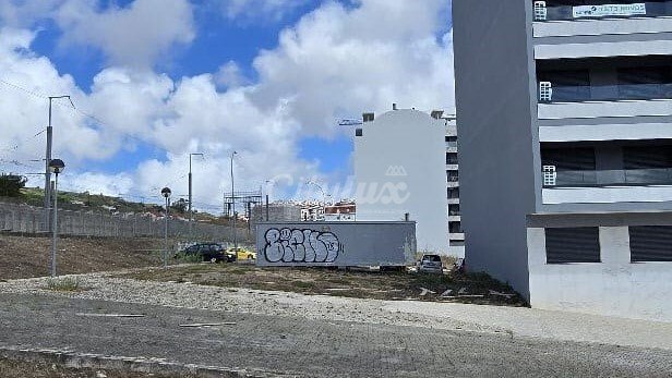 Land in Venteira, Lisbon, Portugal 4 - 18500966