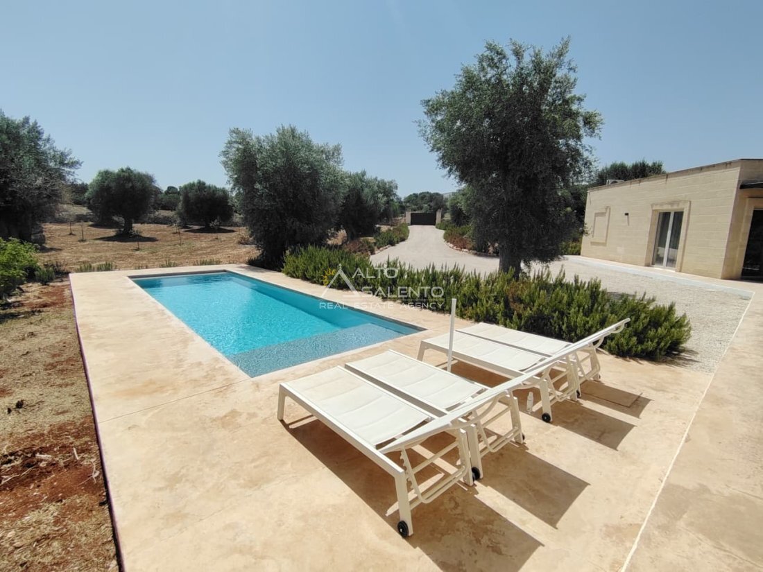 Villa in Carovigno, Apulia, Italy 5 - 18502077