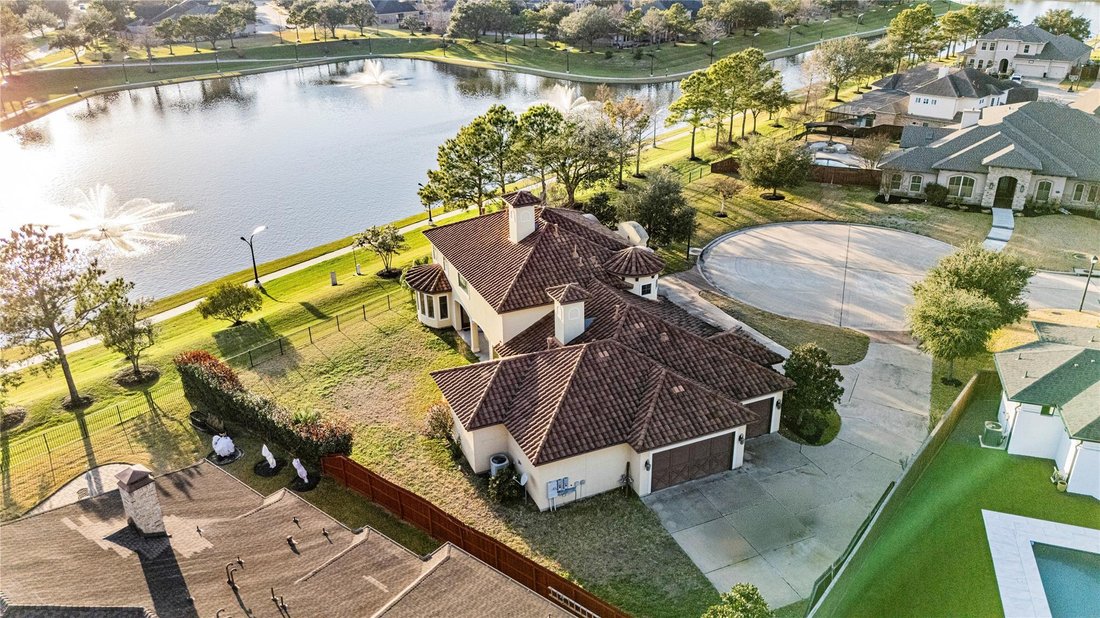 House in Houston, Texas, United States 3 - 18500192