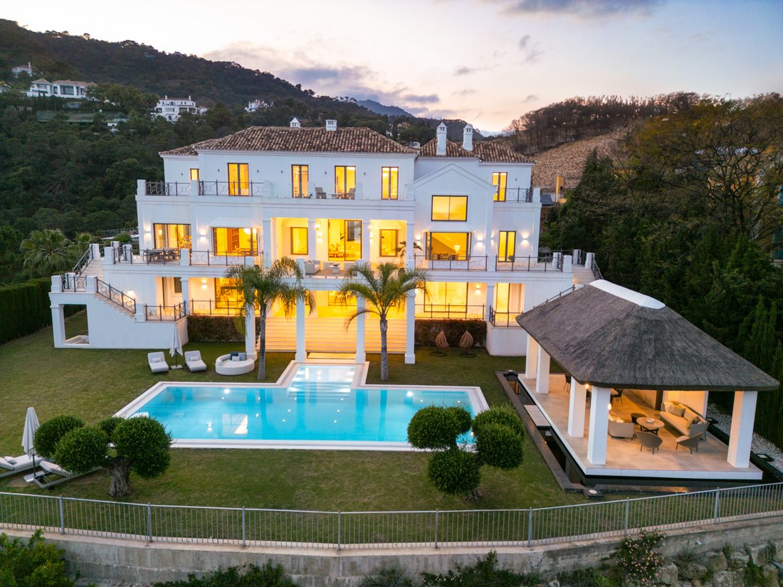 Villa a Benahavís, Andalusia, Spagna 1 - 18499290