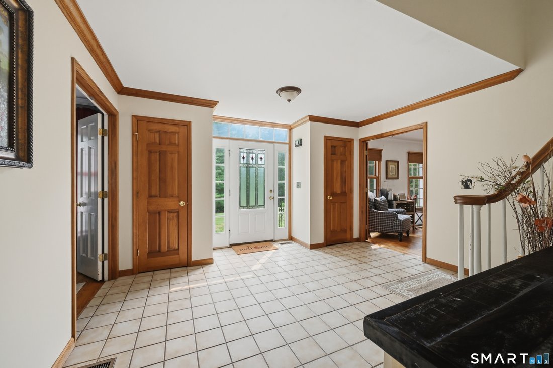 House in Brookfield, Connecticut, United States 2 - 18502182