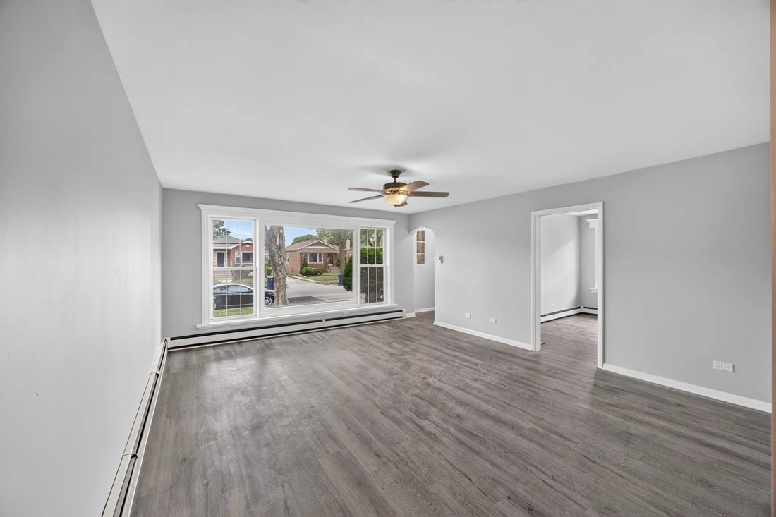 Evergreen Park, Illinois, United States 4 - 18499409