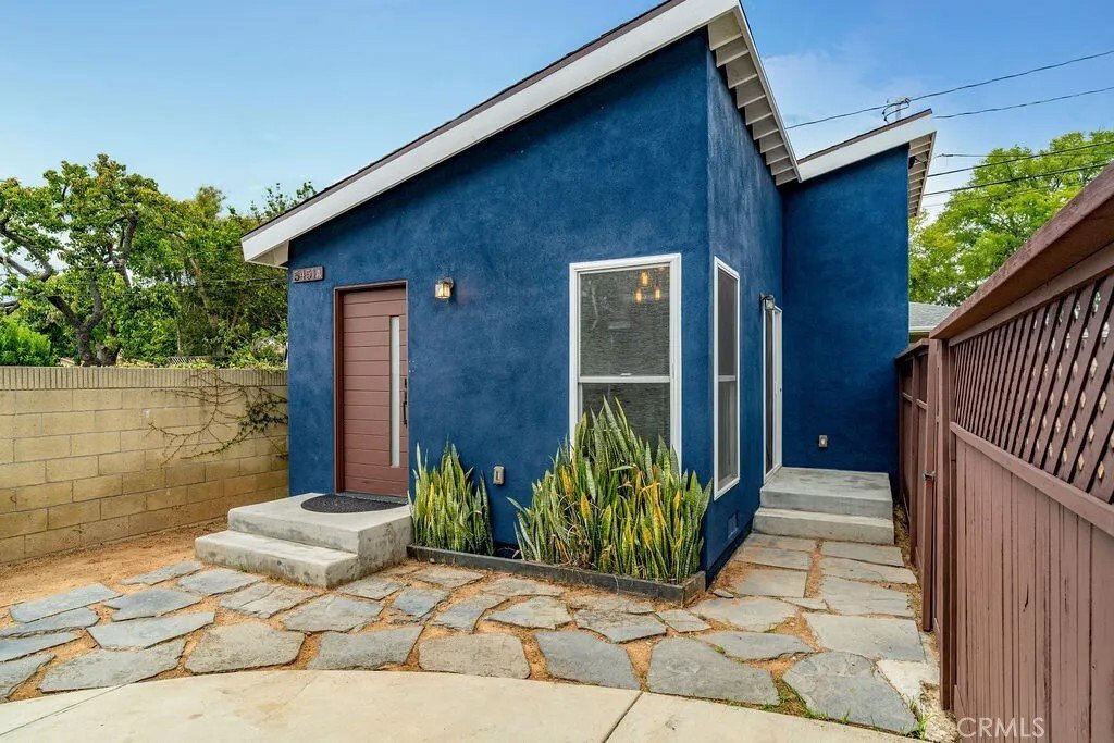 House in Signal Hill, California, United States 5 - 18503029