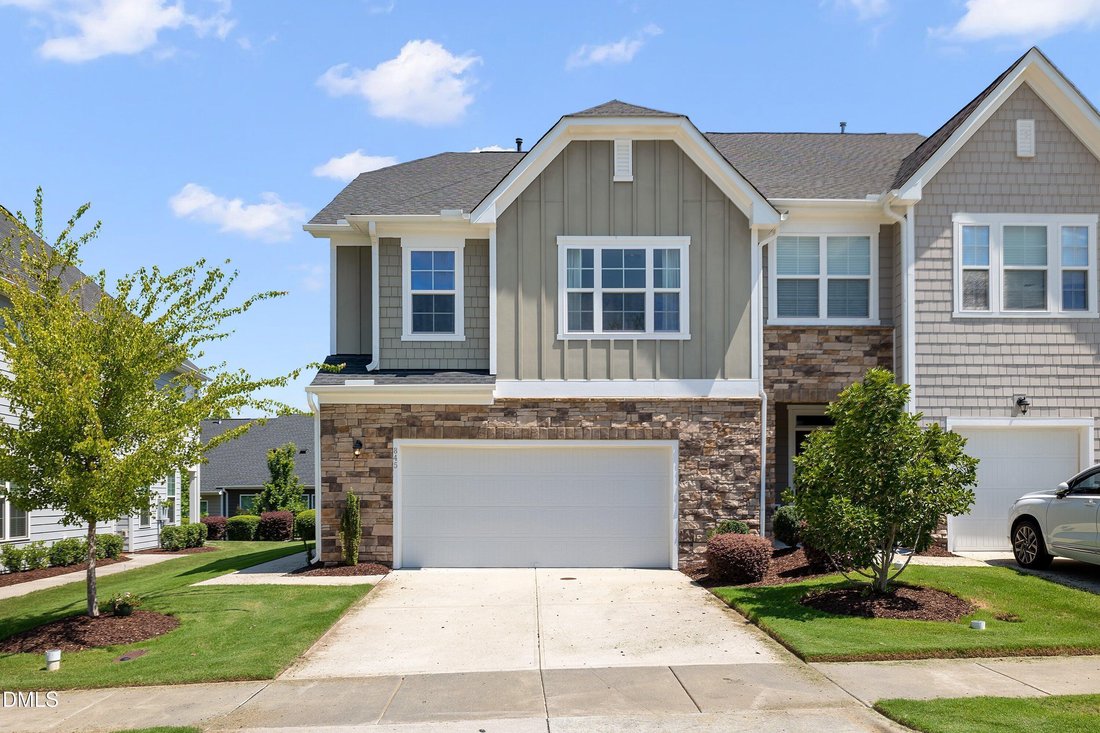Townhouse in Cary, North Carolina, United States 1 - 18500125