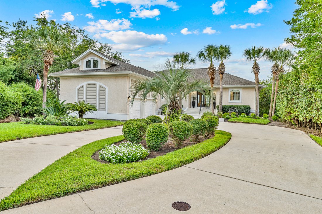 Fernandina Beach, Florida, United States 2 - 18411832