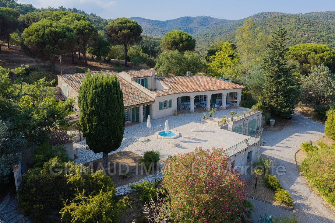 Villa in Le Plan-de-la-Tour, Provence-Alpes-Côte d'Azur, France 4 - 18499822