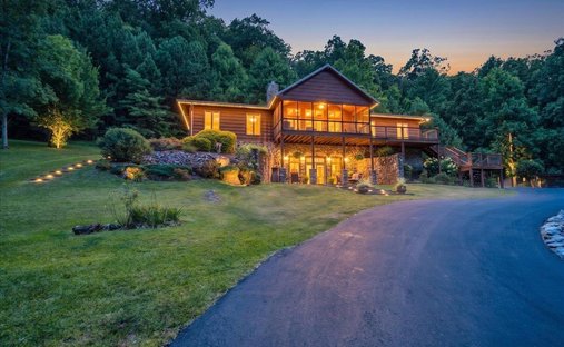 House in Grant, Alabama, United States 1