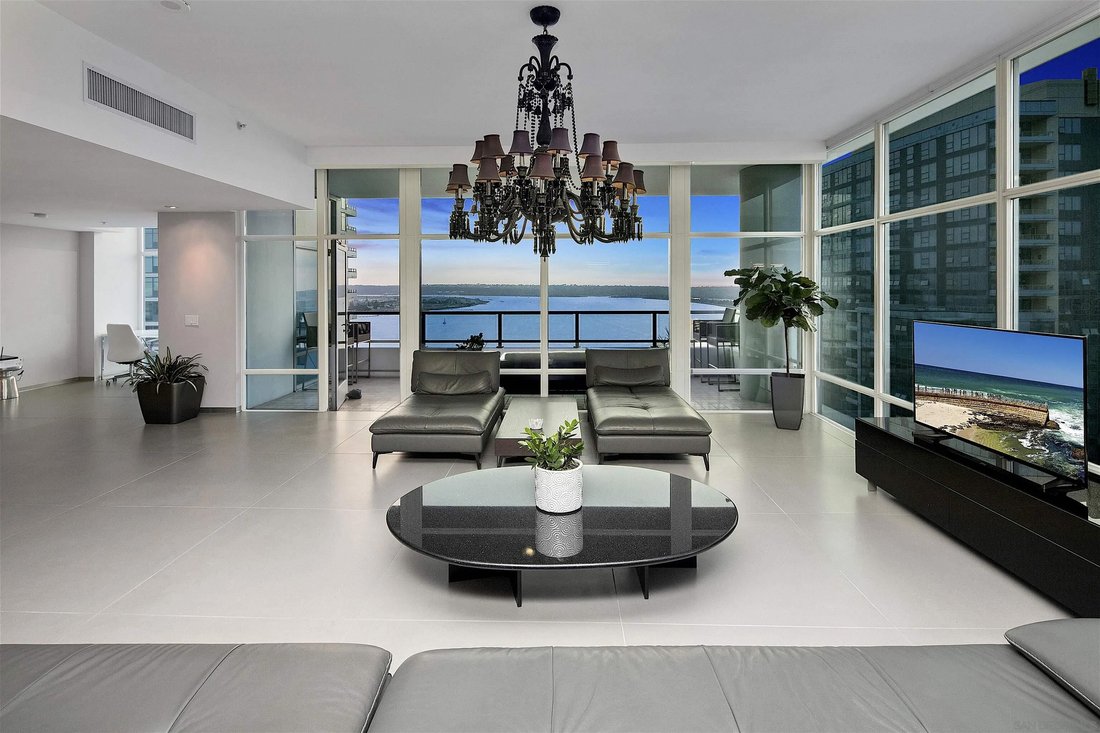 Condo in San Diego, California, United States 1 - 18502988