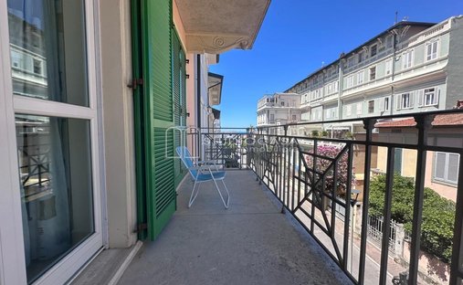 Apartment in Lungomare, Viareggio, Tuscany 1