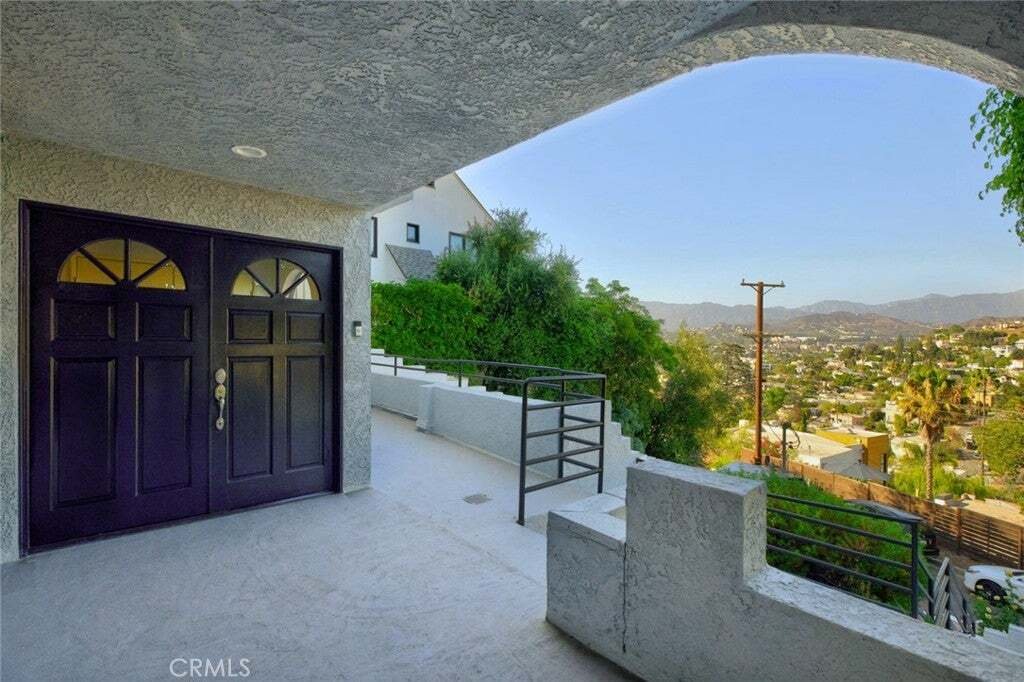 House in Glendale, California, United States 5 - 18501340