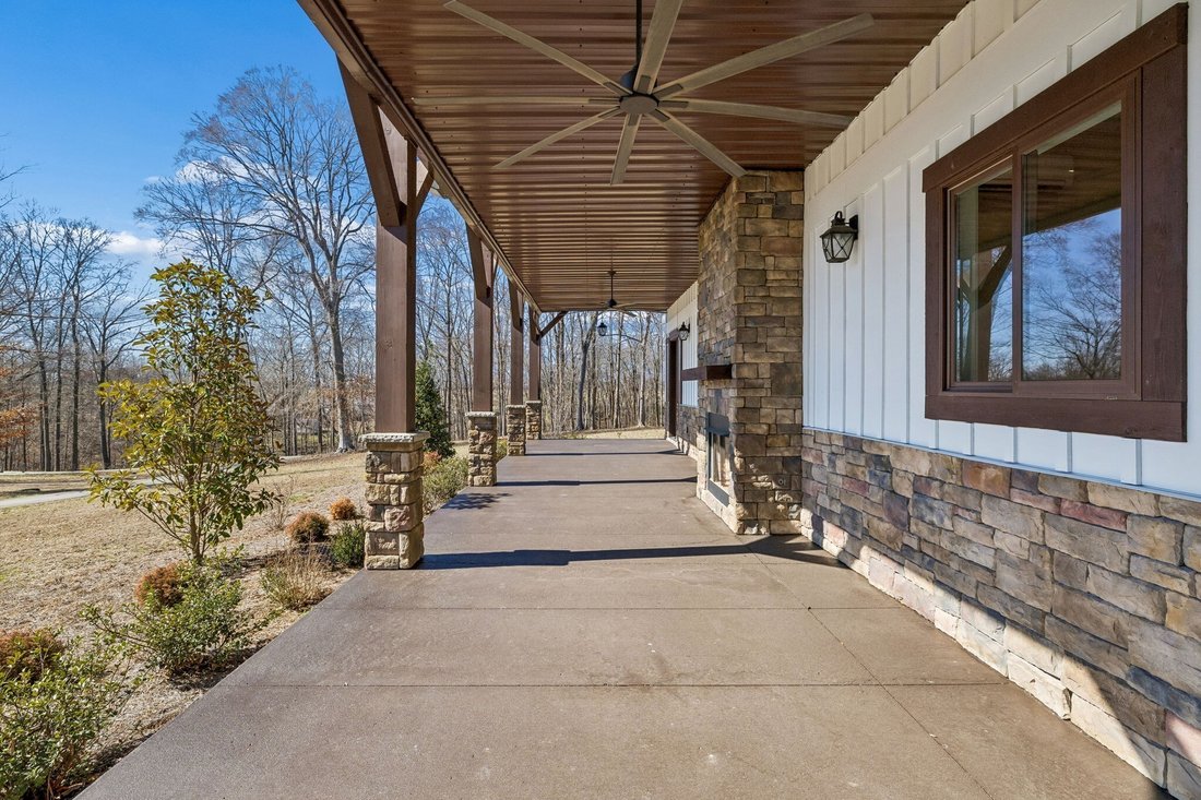 House in Springfield, Tennessee, United States 3 - 18502624