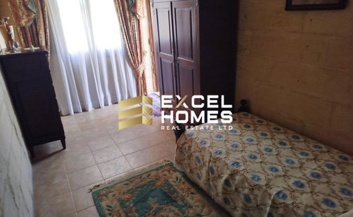 Townhouse in Cospicua, Malta 1