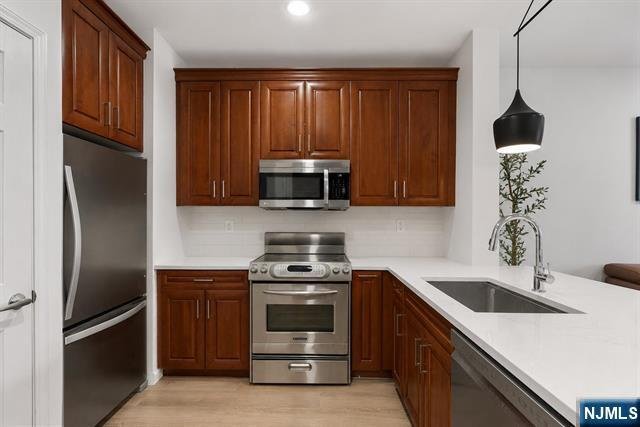 Condo in Guttenberg, New Jersey, United States 2 - 18484579