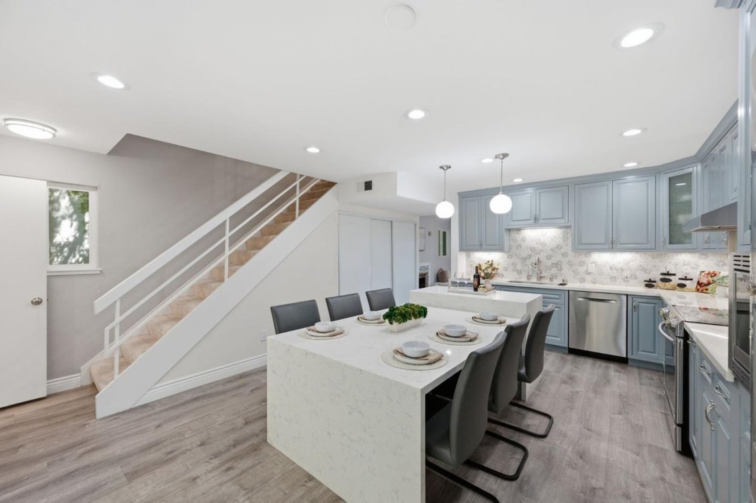 Townhouse in Sunnyvale, California, United States 5 - 18502173