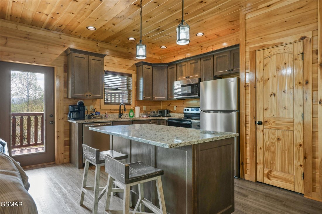 House in Gatlinburg, Tennessee, United States 4 - 18500005