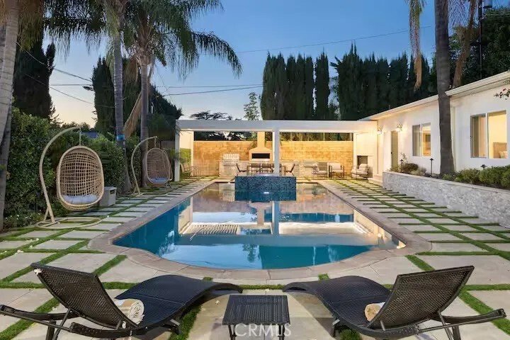 House in Glendale, California, United States 3 - 18503014