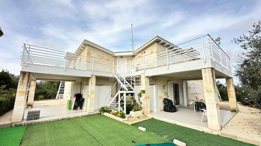 Villa in San Vito dei Normanni, Apulia, Italy 2 - 18502022