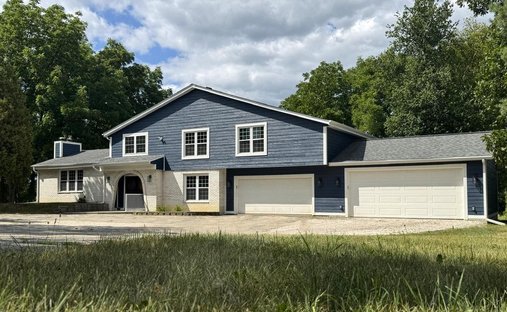 House in Genesee, Wisconsin, United States 1