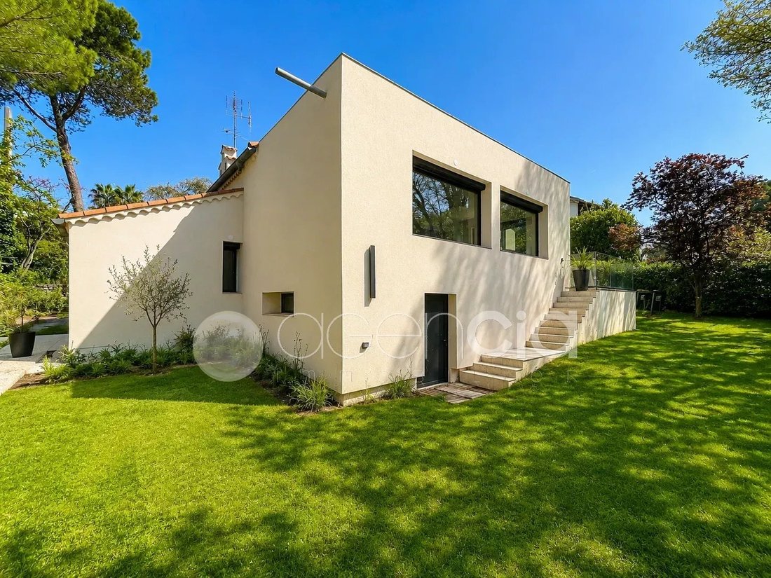 Villa in Blanchisserie, Le Cannet, France 2 - 18072121