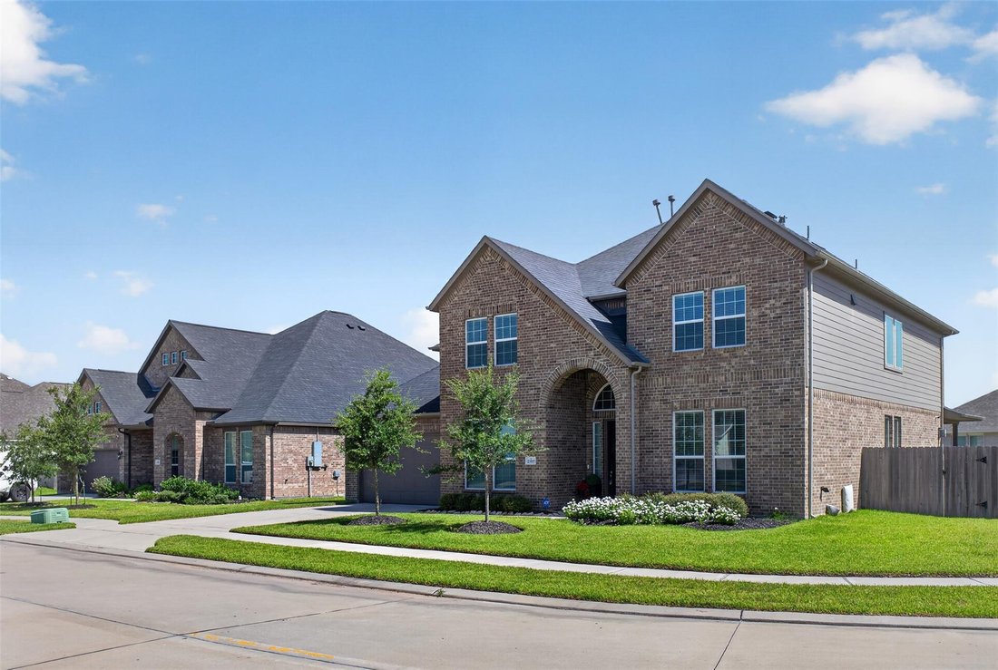 House in Alvin, Texas, United States 3 - 18500265