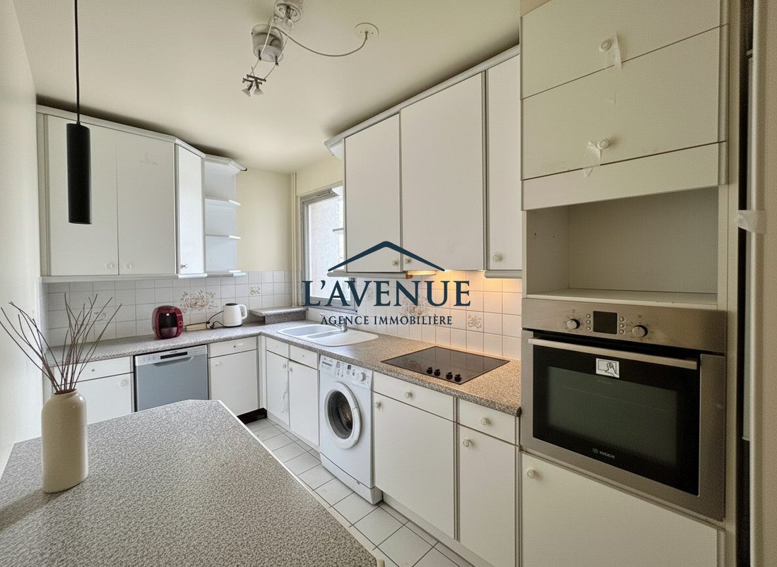 Apartment in Violet Commerce, Paris 15e Arrondissement, Paris 5 - 18505055